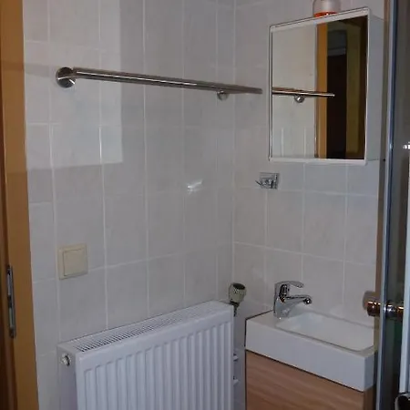 Rasch Apartment *